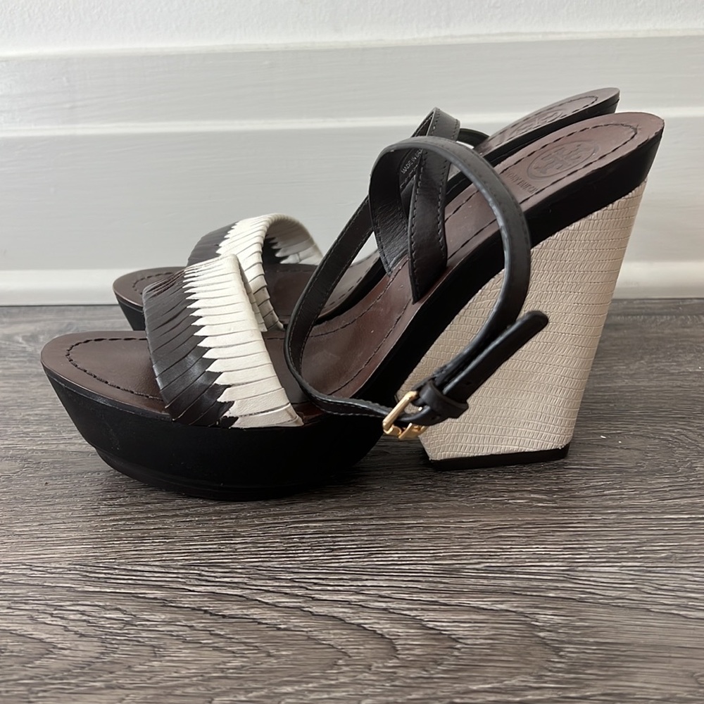 Tory Burch Black and Cream Wedges